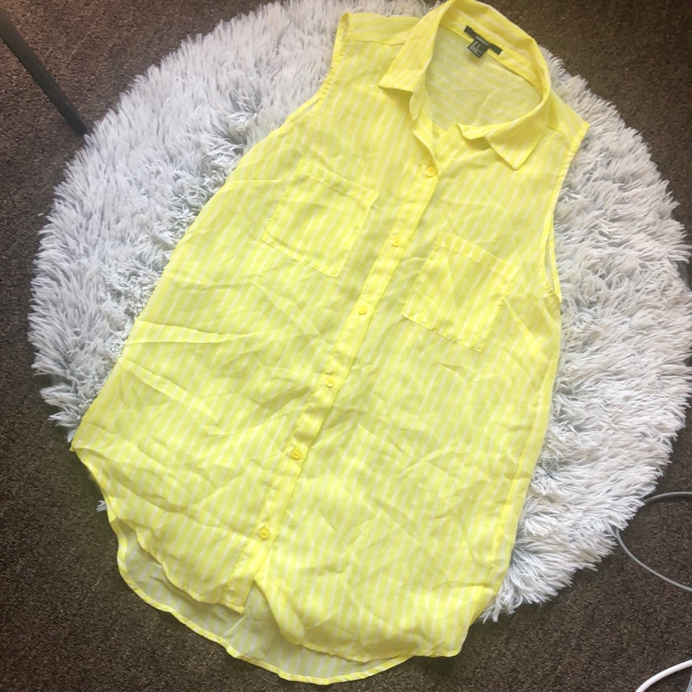 Sleeveless top